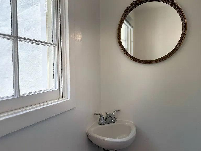 1743 Spruce St — Photo 29