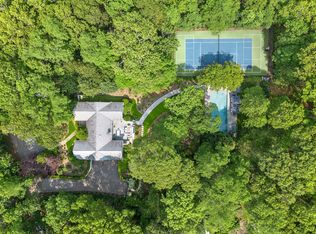 212 Bull Path, East Hampton, NY 11937