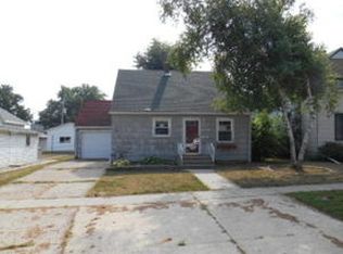 206 N Adams St, Carroll, IA 51401