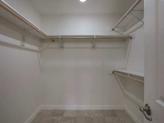 5th image of 1657 Cedarcreek Ct