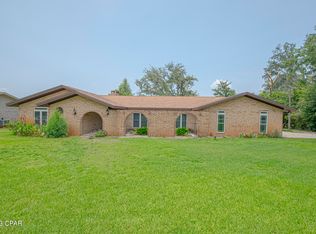718 W Pierson Dr, Lynn Haven, FL 32444