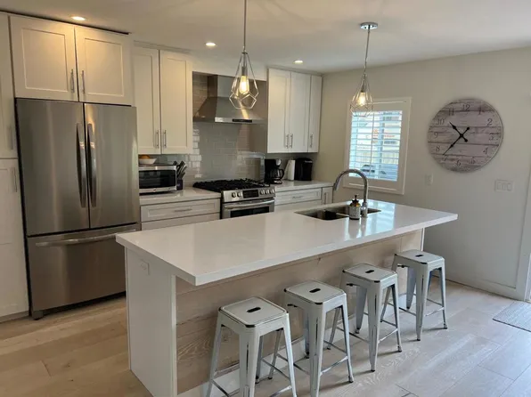 72856 Roy Emerson Ln, Palm Desert, CA 92260