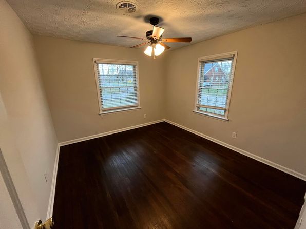 lexington-kentucky-77569031 picture