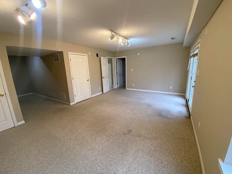 5389 E Trikalla Dr — Photo 27