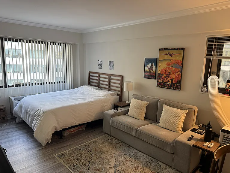 2141 I St NW #707 — Photo 4