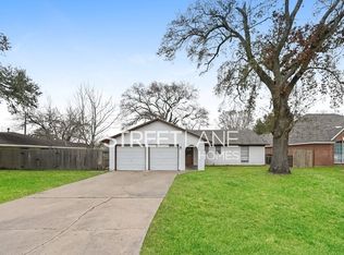 11122 Kirwin Ln, Houston, TX 77041