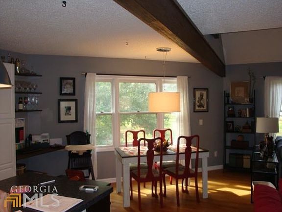 5th image of 299 Westbrooke Dr