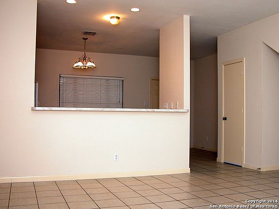 3rd image of 3425 Sherwin Dr