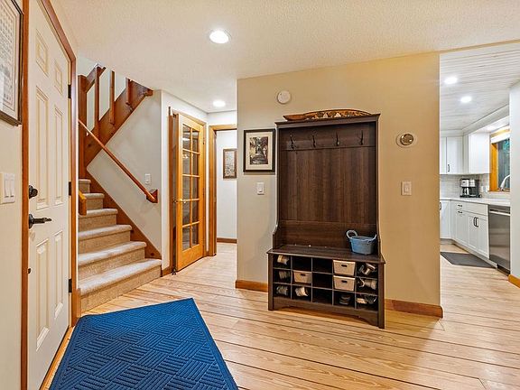 5th image of 33 Niblick Lane #33