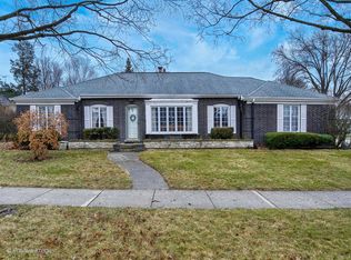 616 Rugeley Rd, Western Springs, IL 60558