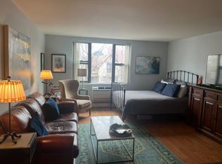 722 W Diversey Pkwy APT 301, Chicago, IL 60614