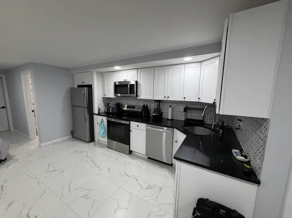 95-02 43rd Avenue image 1 of 7