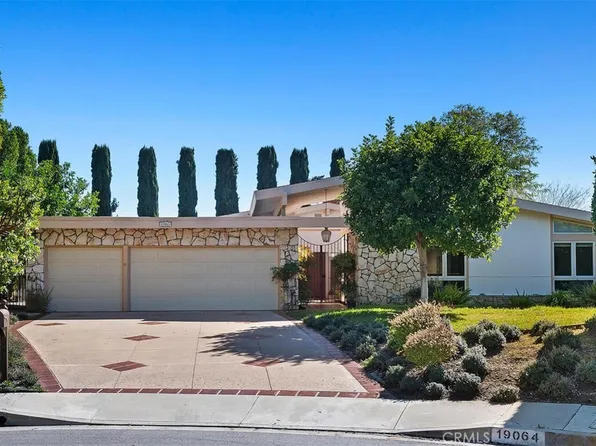 19064 Tina Pl, Tarzana, CA 91356