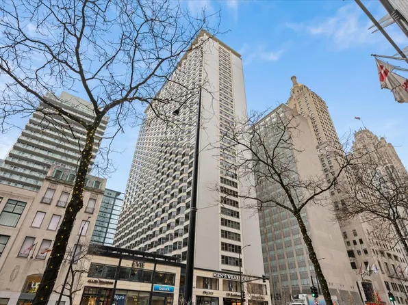 535 N Michigan Ave APT 1103, Chicago, IL 60611