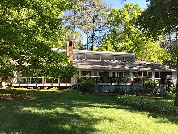 2nd image of 1815 S Lakeshore Dr