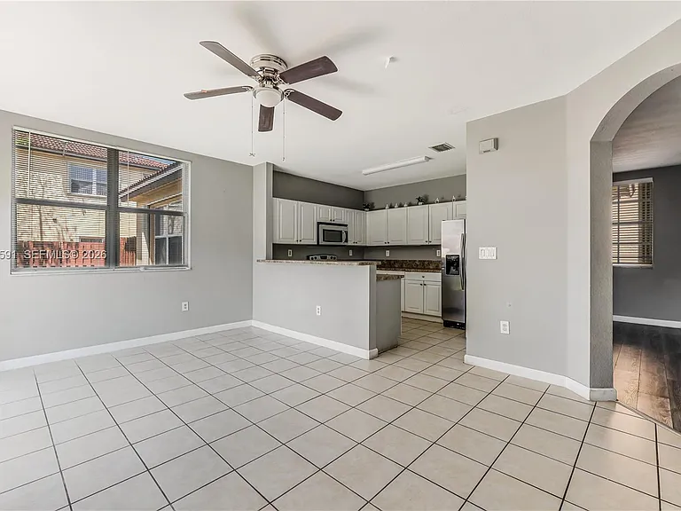 3375 NE 15th Dr #10212 — Photo 36