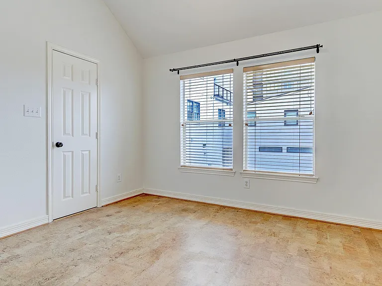 1415 Prospect St — Photo 12