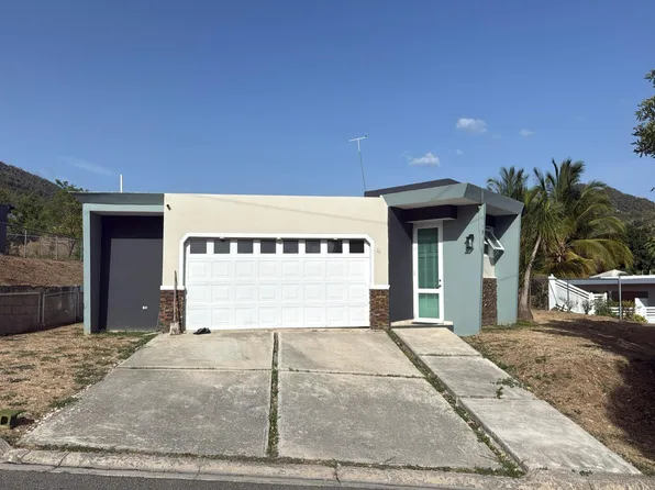 38 Yunque Urb El Bosque Coamo, Coamo, PR 00769