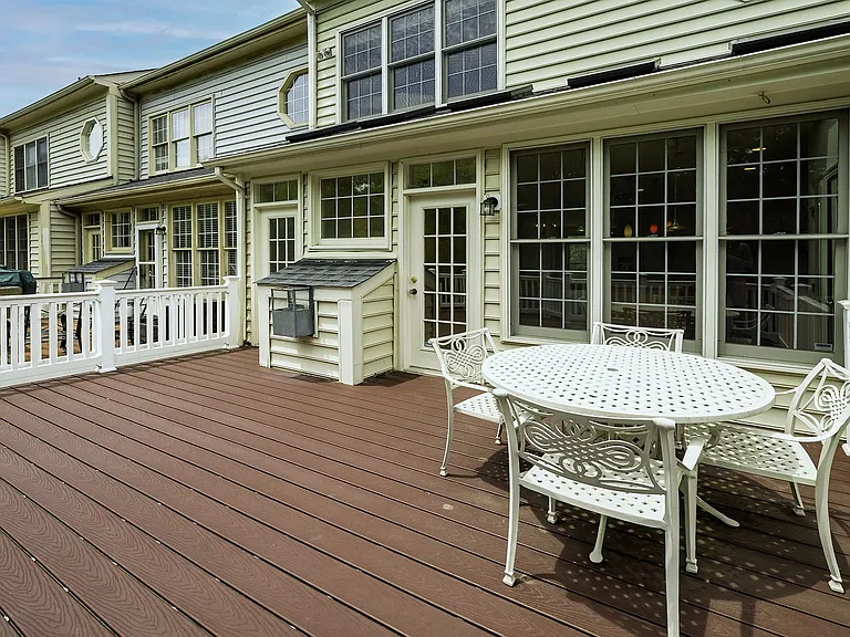 1156 Regal Oak Dr — Photo 28
