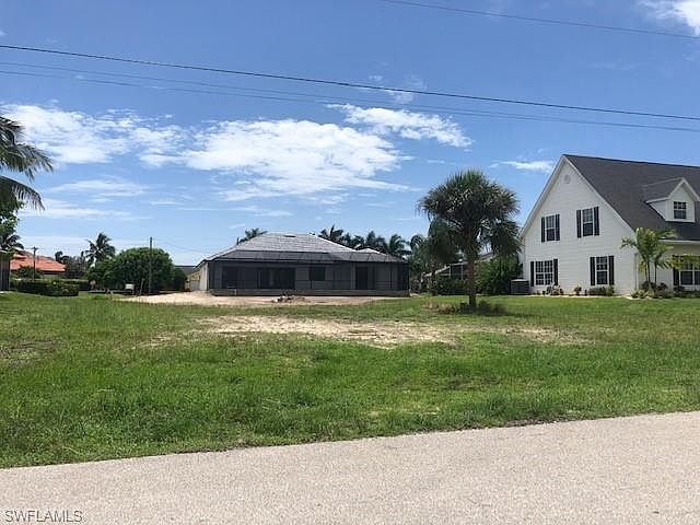1st image of 4724 SW 24th Ave