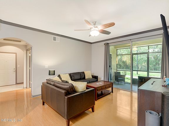 2nd image of 8539 GATE Parkway W #418