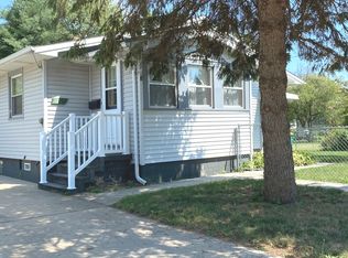 1205 S Park St, Streator, IL 61364