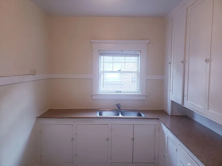 207 Yakima St — Photo 22
