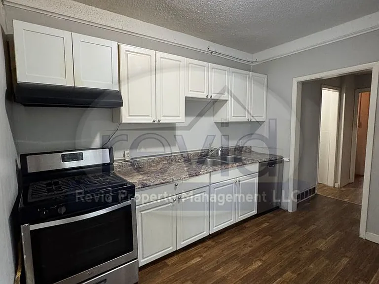 3665 Spottswood Ave — Photo 22