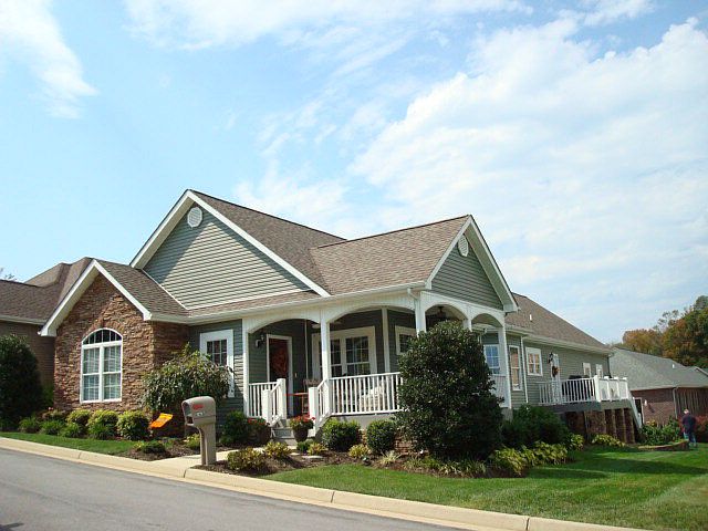 1st image of 12757 Westmoreland Dr