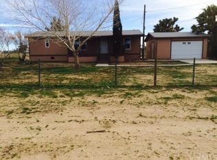 8821 Del Rosa Rd, Victorville, CA 92392