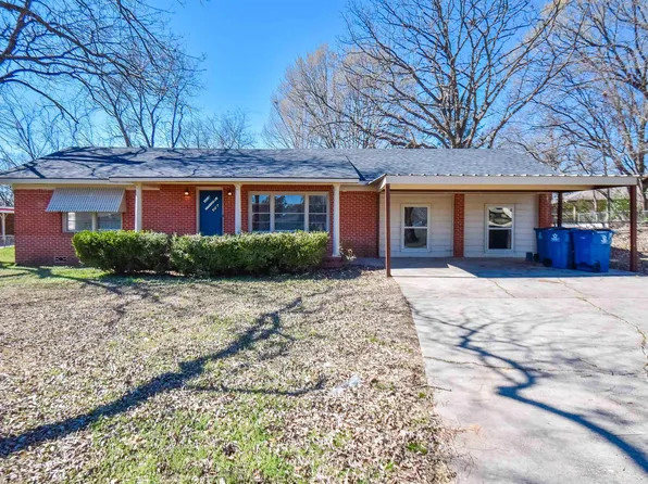 611 N Main St, Gladewater, TX 75647