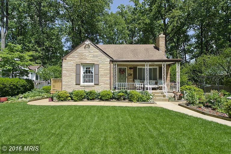 1st image of 404 W Rosemary Ln