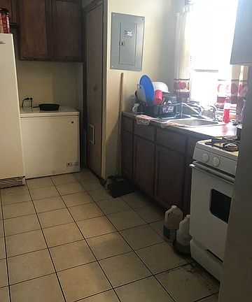 4th image of 437 N Lawler Ave