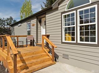 515 1st Ave E, Pacific, WA