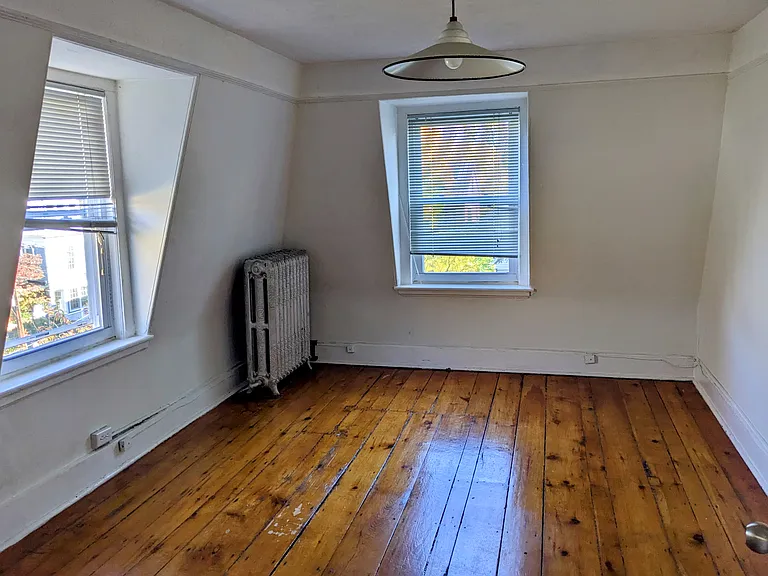 69 Dana St #6 — Photo 8
