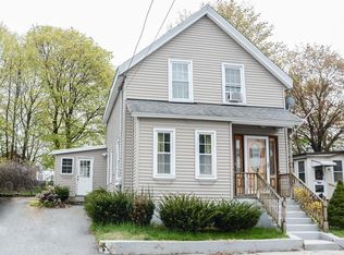 85 Epping St, Lowell, MA 01852