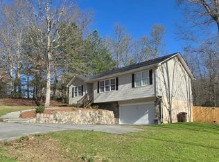 1664 Farley Dr, Tunnel Hill, GA 30755