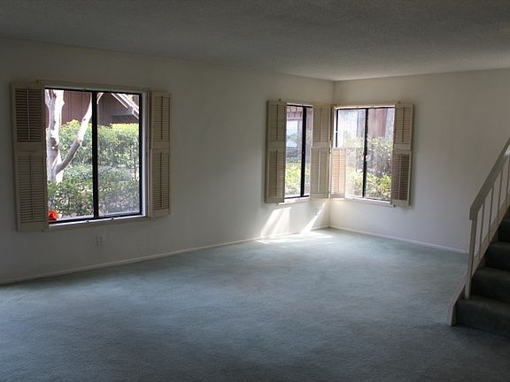 3rd image of 1366 Stonewood Ct
