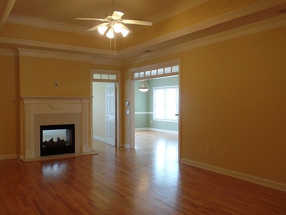 2nd image of 1763 Glenwood Way