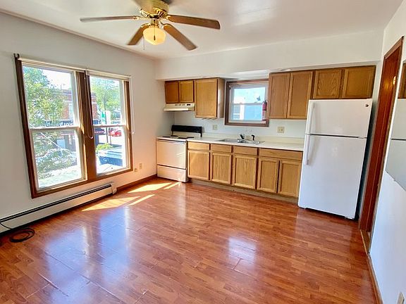3rd image of 514 W Cross St APT 3
