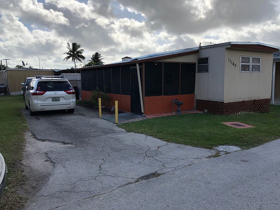 1st image of 11140 NW 1st St