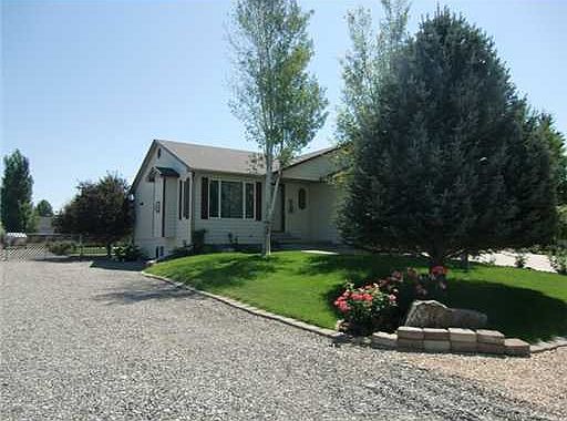 1st image of 3341 Clearwater Dr