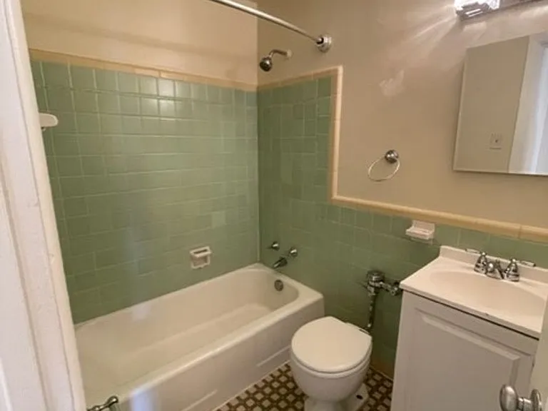 Don Edward Apartments — Photo 15