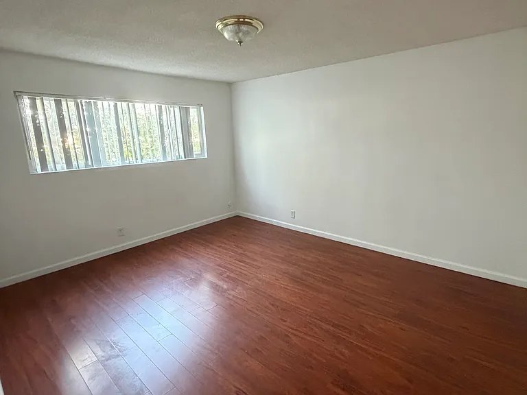10877 Palms Blvd #2 — Photo 7