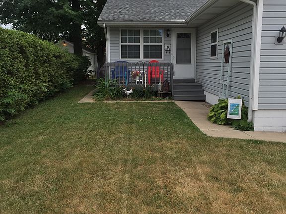 2nd image of 806 Jefferson St #B