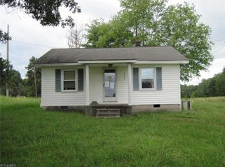 1115 Hub Justice Rd, Pine Hall, NC 27042