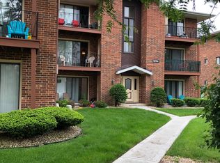 15744 Lake Dr APT 2BL, Oak Forest, IL 60452