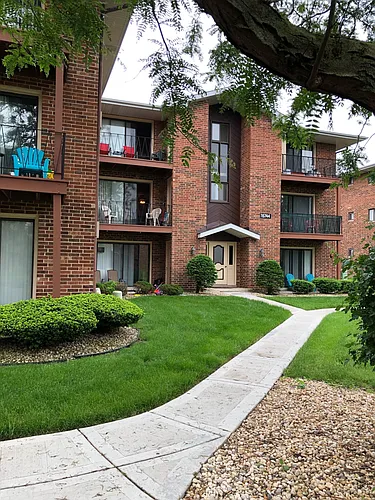 15744 Lake Dr #2BL Photo 1