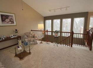 72 Hickory Bluff Ln, Arnold, MO 63010