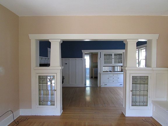 Living room to dining room